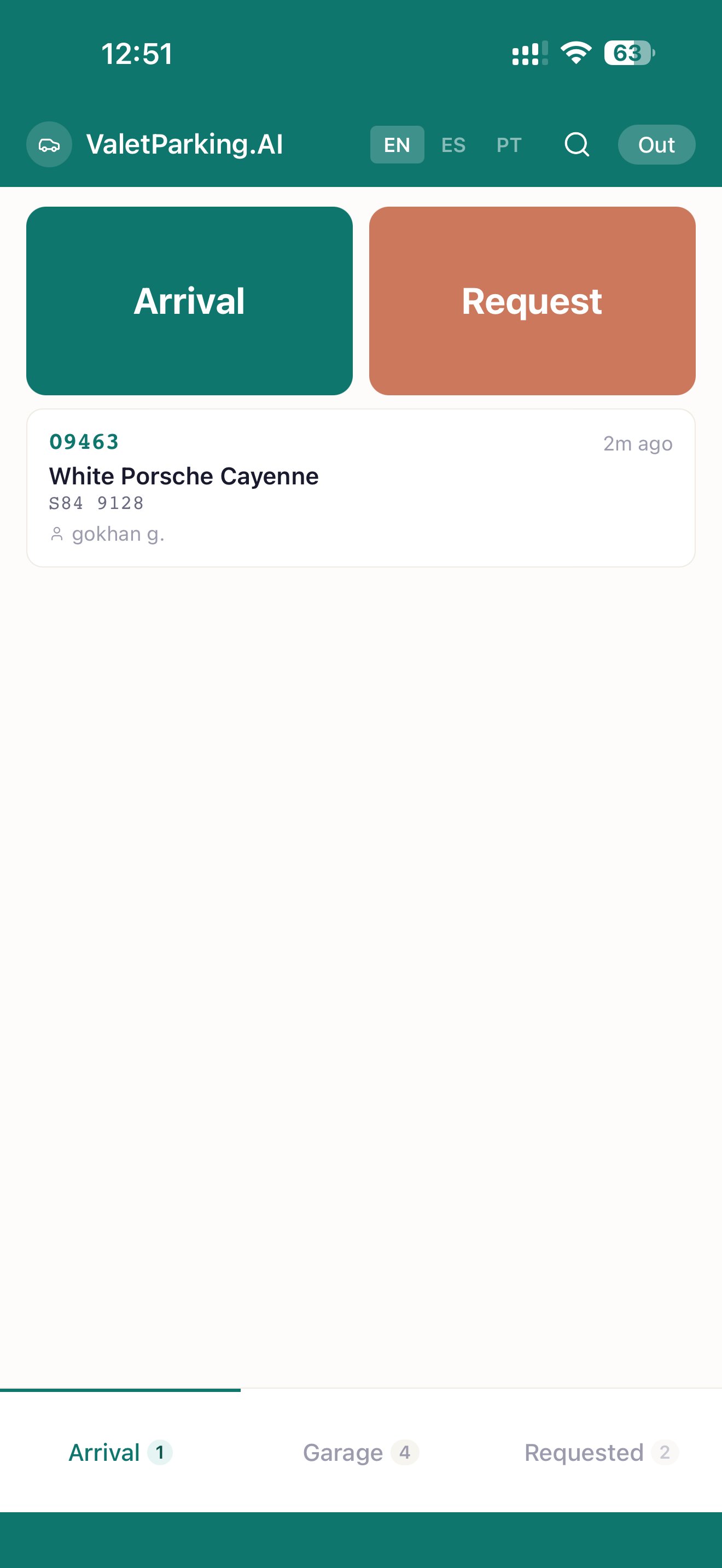 Valet AI operator app — arrival and request screens, multilingual EN/ES/PT